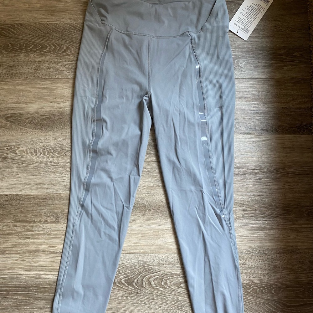 Light blue/gray lululemon leggings NWT